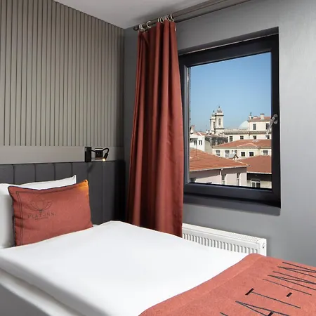 Plat Taksim Hotel 4*