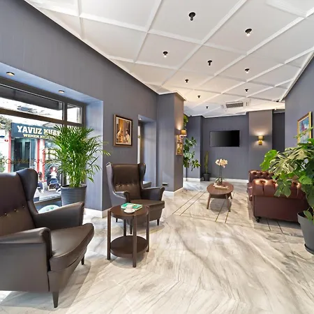 Plat Taksim Hotel 4*