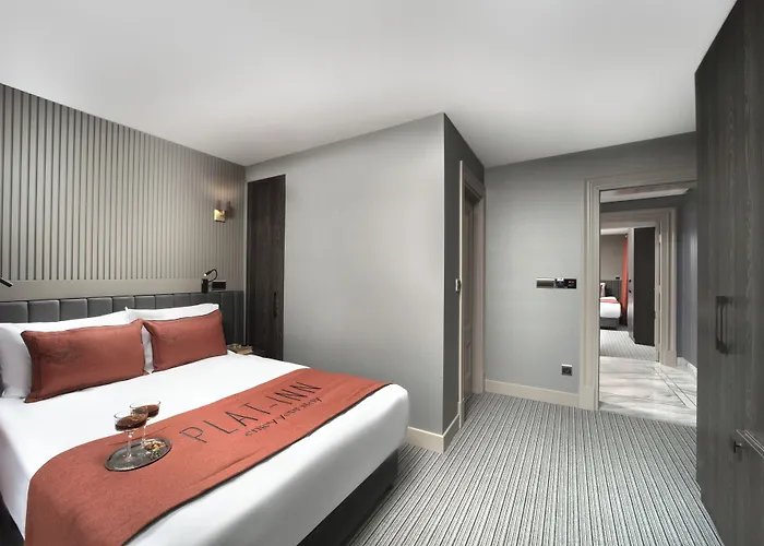 Plat Taksim Hotel 4*